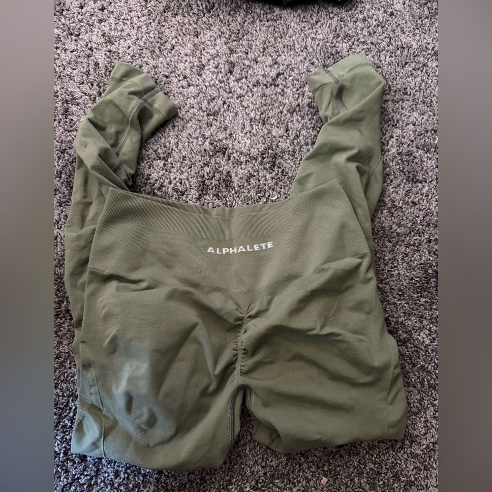 Alphalete Sage Green Active Leggings